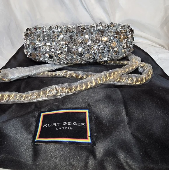 ❌sold Do Not Buy❌Kurt Geiger Small Chelsea Chain Hobo Bag New Sold Out - Picture 11 of 13